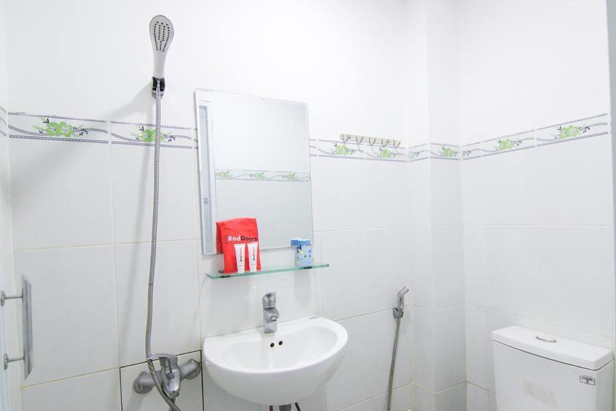 Hotel Reddoorz Hoang Tuan Ho Chi Minh Zewnętrze zdjęcie