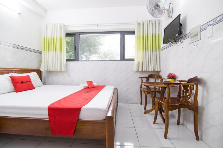 Hotel Reddoorz Hoang Tuan Ho Chi Minh Zewnętrze zdjęcie