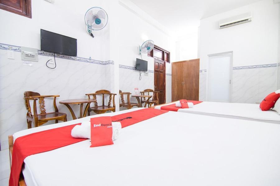 Hotel Reddoorz Hoang Tuan Ho Chi Minh Zewnętrze zdjęcie